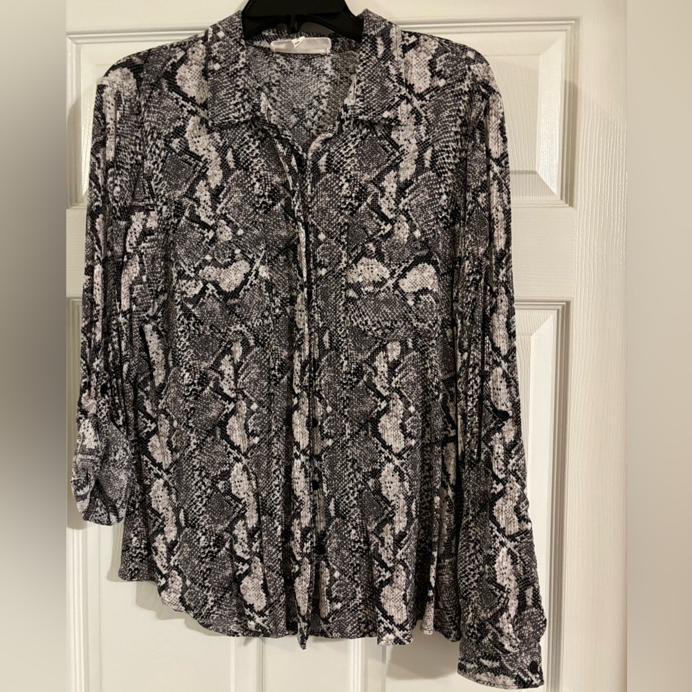 Hippie Rose blouse , size M